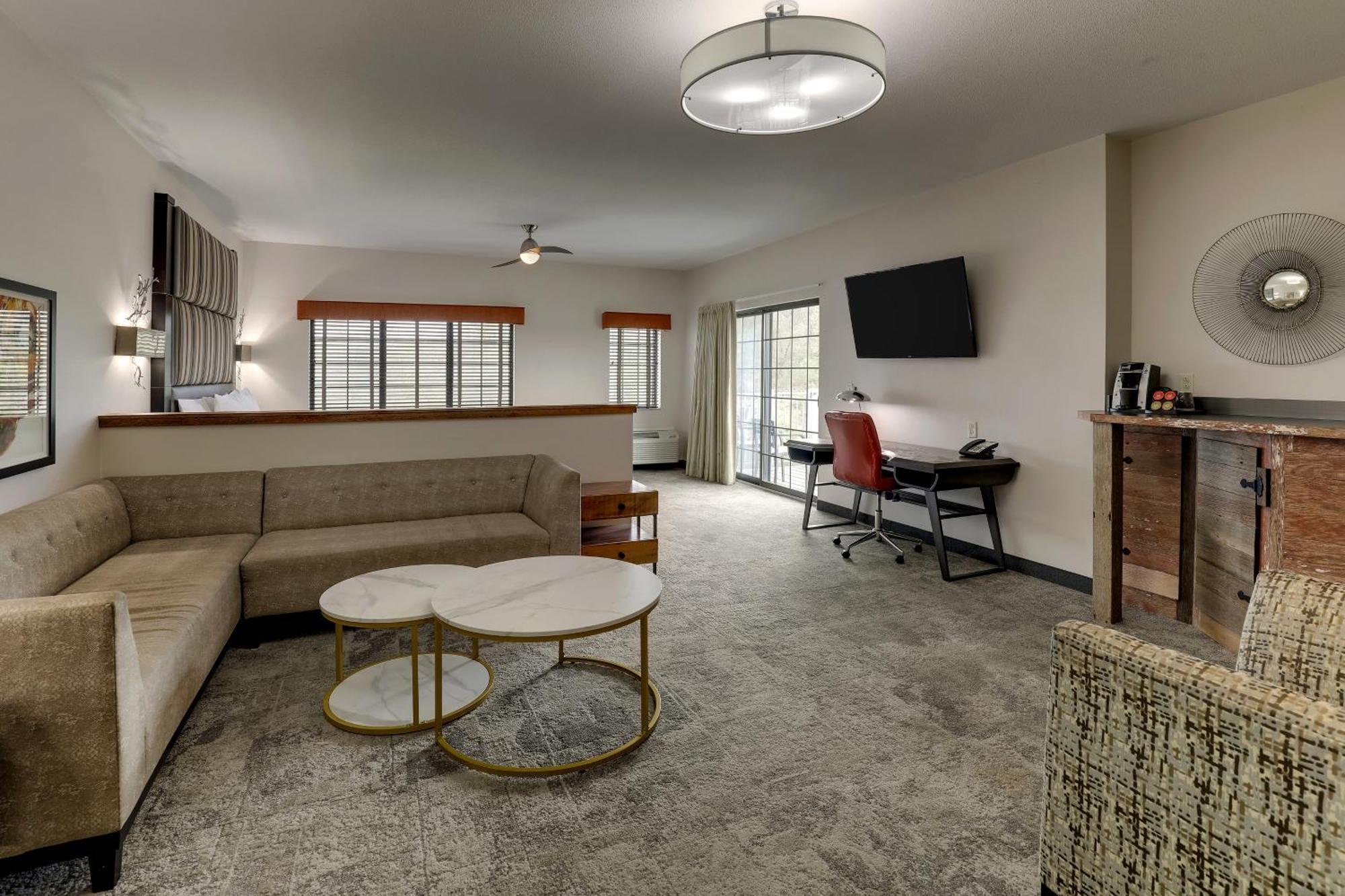 Stoney Creek Hotel Kansas City - Independence Bagian luar foto